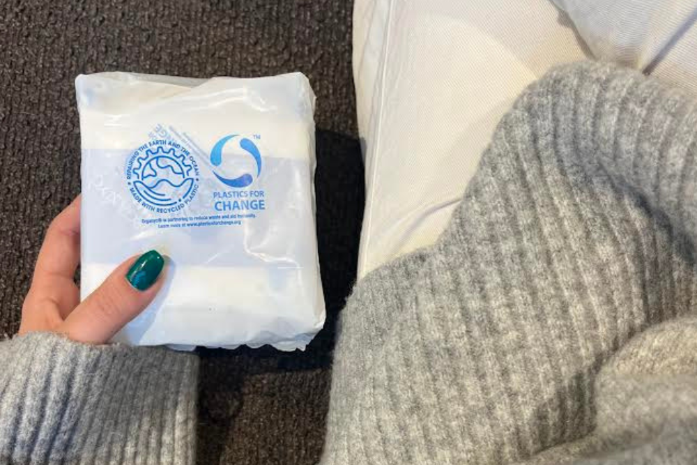 תחבושות היגייניות באריזת פלסטיק ממוחזר