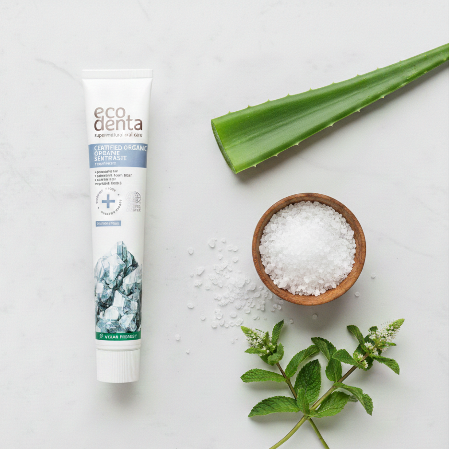 משחת שיניים אורגנית עם מלח לשיניים רגישות